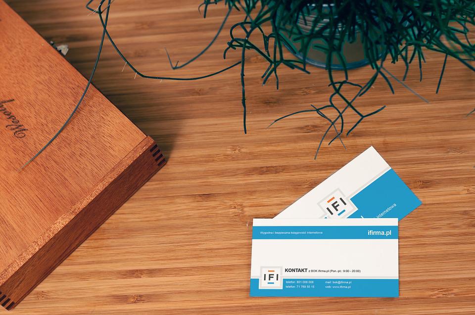 Is It Still Important to Have a Business Card?